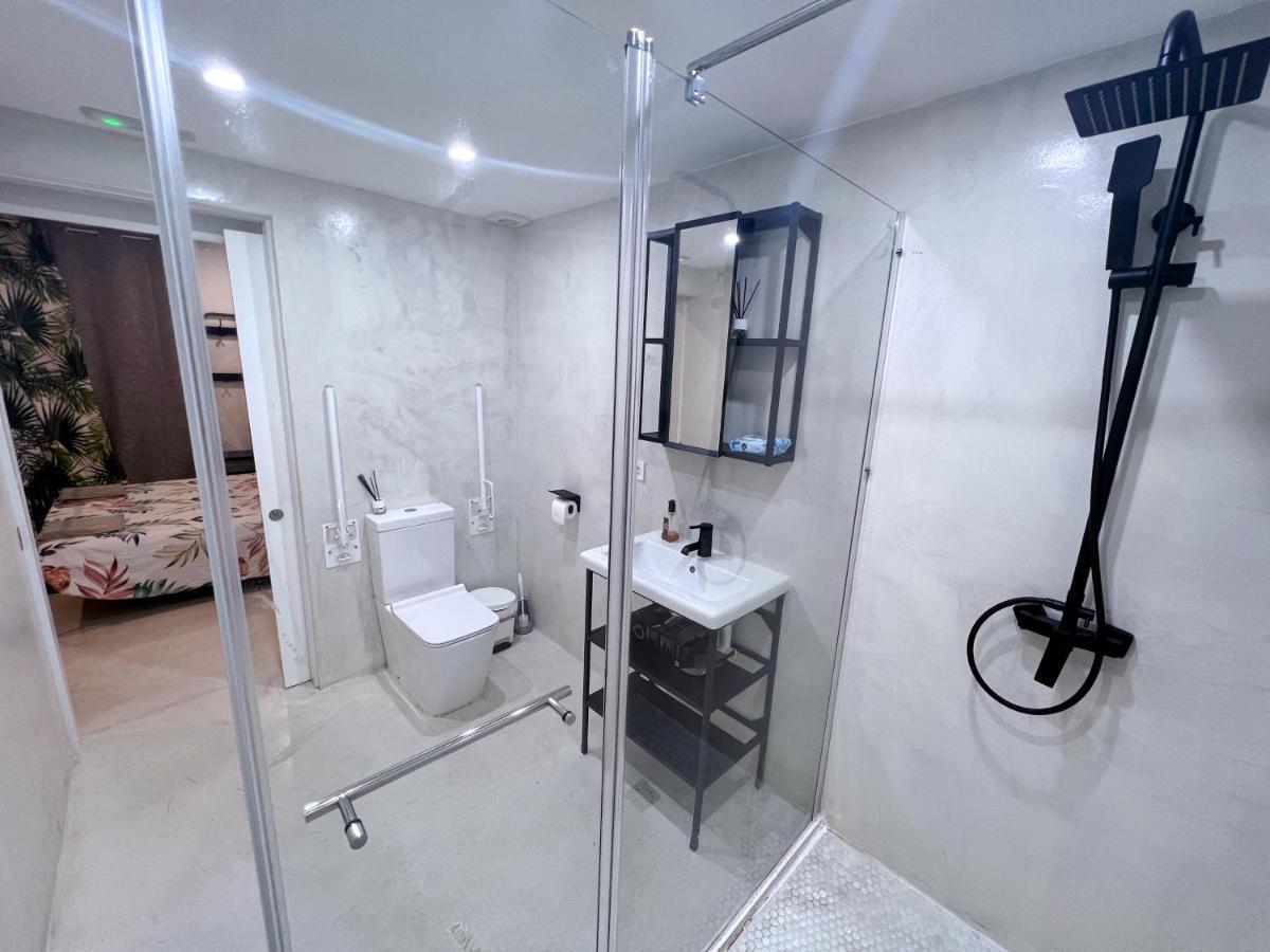Hug Hotel2022 El Carrer del Canonge Экстерьер фото